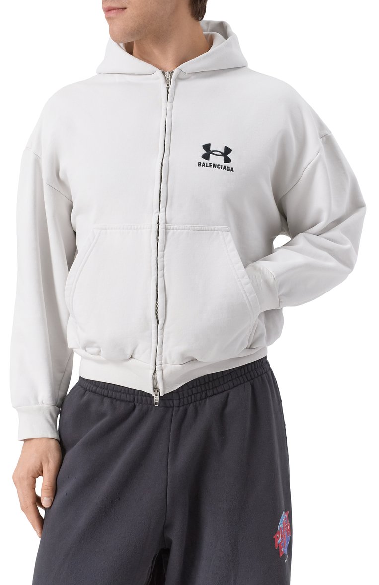 Мужского хлопковая толстовка balenciaga х under armour BALENCIAGA белого цвета, арт. 803264/TRVB8 | Фото 3 (Стили: Спорт-шик; Мужское Кросс-КТ: Толстовка-одежда; Региональные ограничения белый список (Axapta Mercury): Не проставлено; Нос: Не проставлено; Материал внешний: Хлопок)