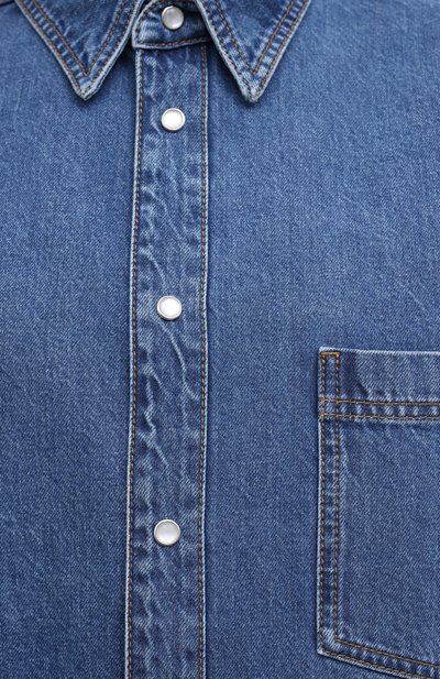 Джинсовая рубашка VETEMENTS синего цвета по цене 145500 руб., арт. UAH21SH043 2801/W, фото 5 Джинсовая рубашка VETEMENTS, арт. UAH21SH043 2801/W, фото 5