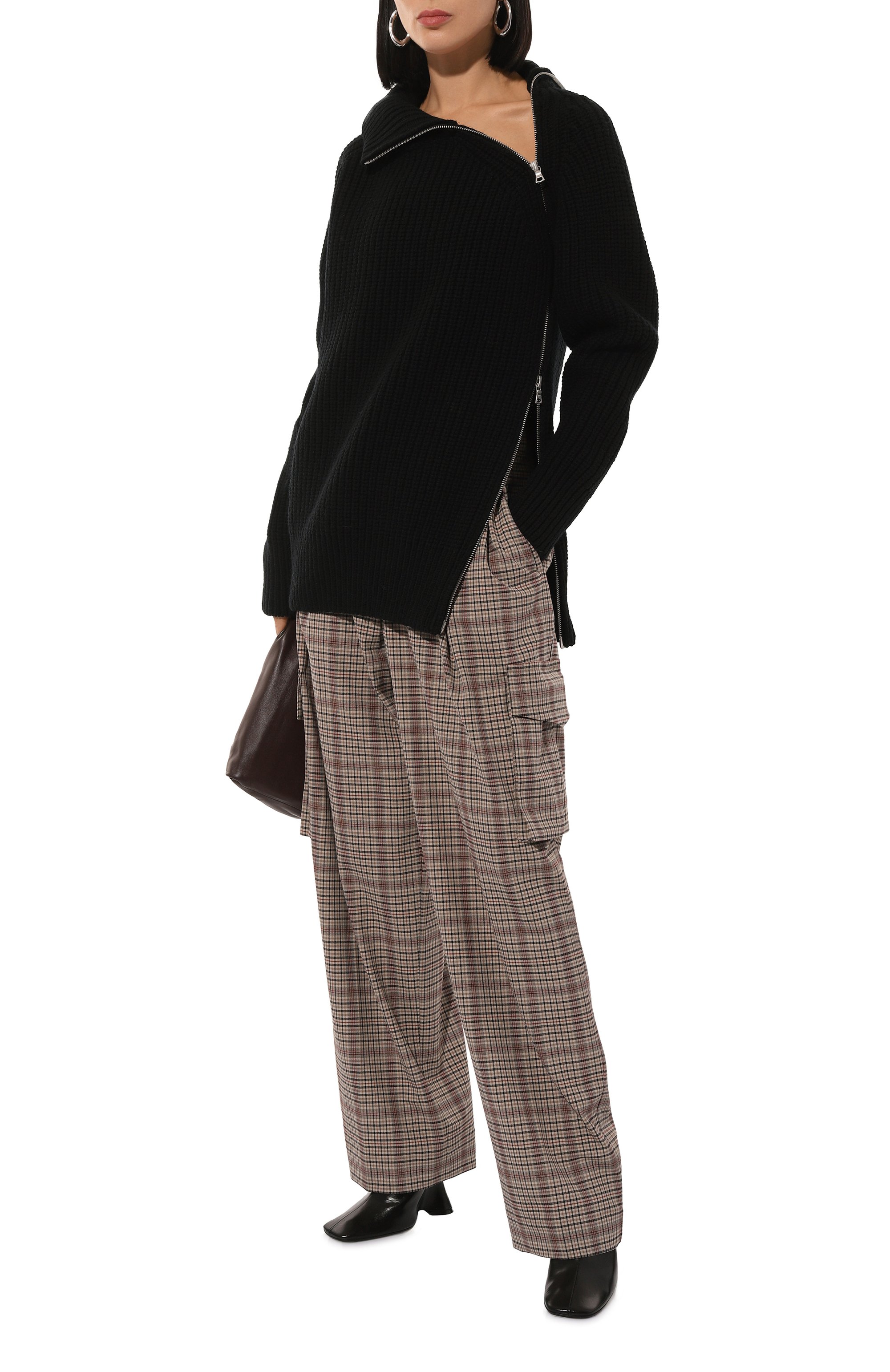 Брюки-карго DRIES VAN NOTEN бежевого цвета по цене 82900 руб., арт. 242-010910-9028, фото 2 Брюки-карго DRIES VAN NOTEN, арт. 242-010910-9028, фото 2