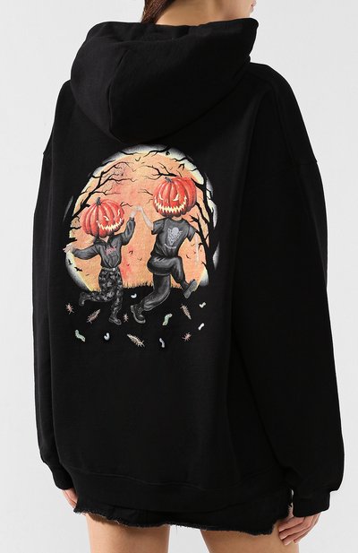 Хлопковая толстовка VETEMENTS черного цвета по цене 69300 руб., арт. UAH20TR737/W, фото 4 Хлопковая толстовка VETEMENTS, арт. UAH20TR737/W, фото 4