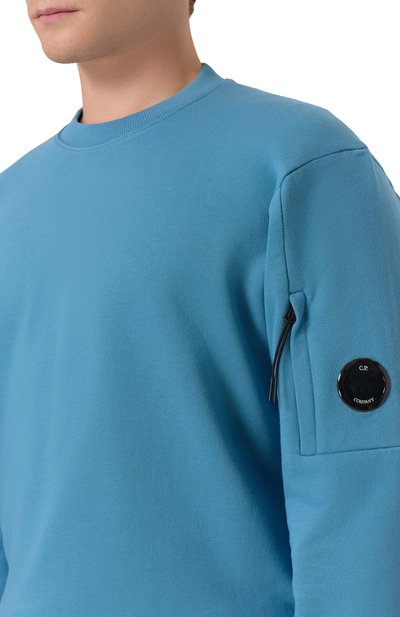 Хлопковый свитшот C.P. COMPANY голубого цвета по цене 22200 руб., арт. 19CMSS713A005086W, фото 5 Хлопковый свитшот C.P. COMPANY, арт. 19CMSS713A005086W, фото 5