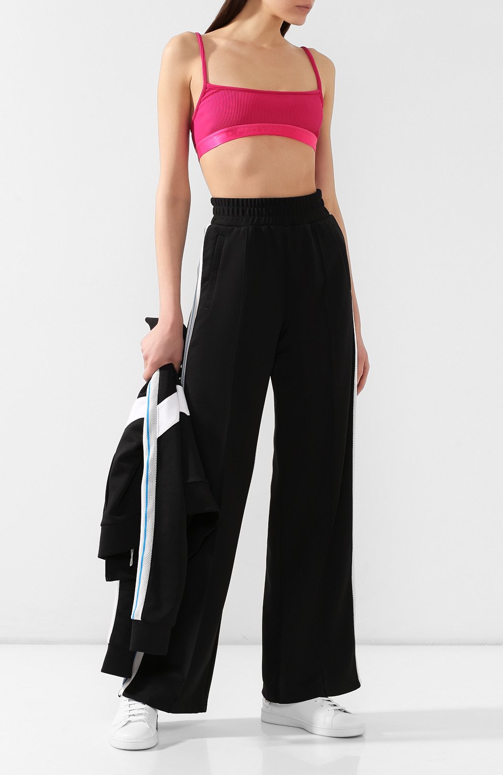 Кроп-топ OFF-WHITE фуксия цвета по цене 17200 руб., арт. 0WAE002R19B850572800, фото 2 Кроп-топ OFF-WHITE, арт. 0WAE002R19B850572800, фото 2
