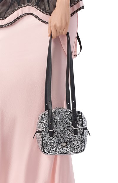 Сумка cubic PINKO серебряного цвета по цене 47800 руб., арт. 106465/A2WF, фото 2 Сумка cubic PINKO, арт. 106465/A2WF, фото 2