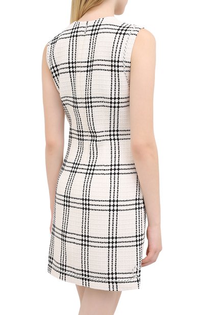 Хлопковое платье MSGM белого цвета по цене 55650 руб., арт. 2943MDA21X 207606, фото 4 Хлопковое платье MSGM, арт. 2943MDA21X 207606, фото 4
