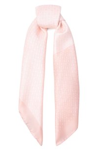 Светло-розовый