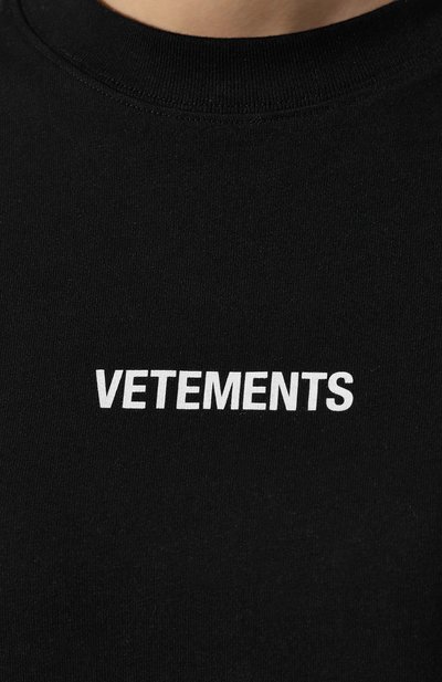 Хлопковый свитшот VETEMENTS черного цвета по цене 21150 руб., арт. UAH20TR612/W, фото 5 Хлопковый свитшот VETEMENTS, арт. UAH20TR612/W, фото 5