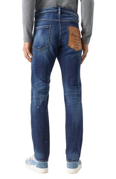 Мужские джинсы DSQUARED2 синего цвета, арт. S74LB1654/S30664 | Фото 4 (Длина (брюки, джинсы): Стандартные; Материал сплава: Проставлено; Драгоценные камни: Проставлено; Кросс-КТ: Деним; Силуэт М (брюки): Прямые; Детали: Делаве, Потертости; Материал внешний: Деним, Хлопок; Стили: Повседневный)