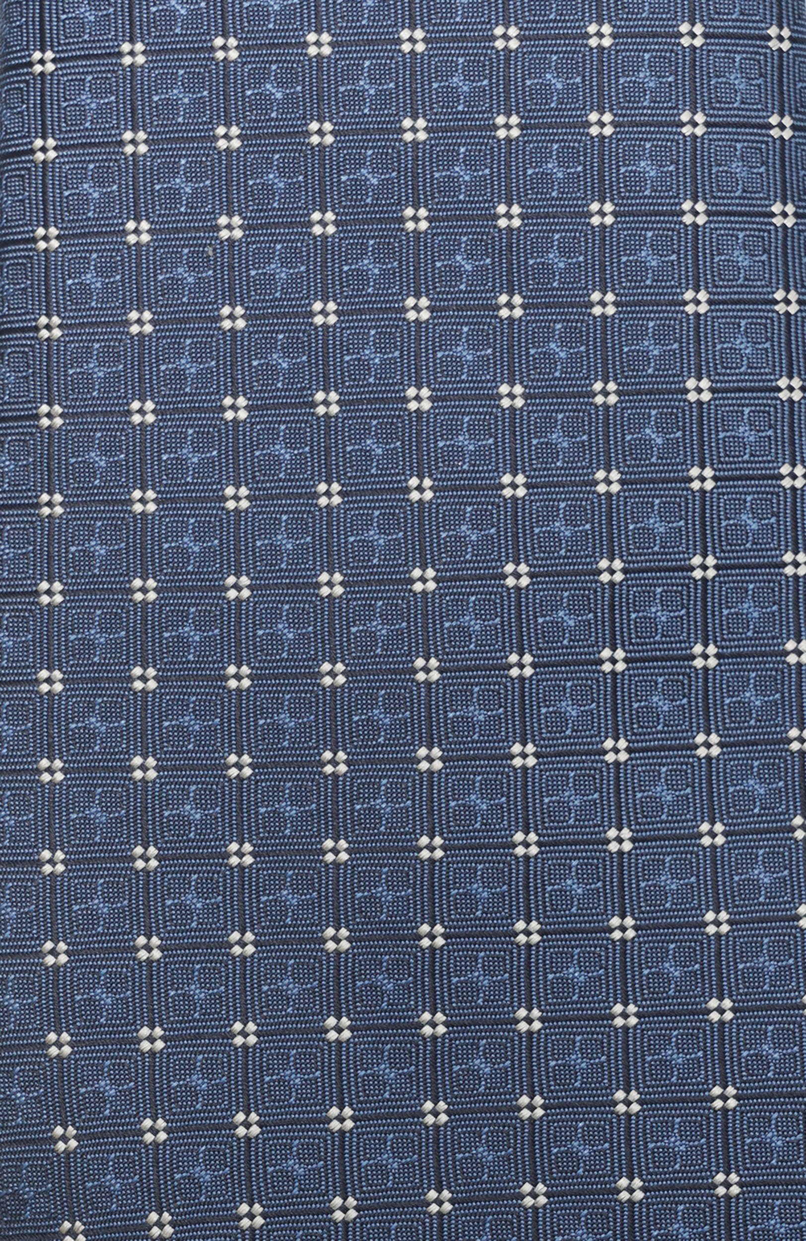 Шелковый галстук CANALI синего цвета по цене 34300 руб., арт. 82/HJ04706, фото 4 Шелковый галстук CANALI, арт. 82/HJ04706, фото 4