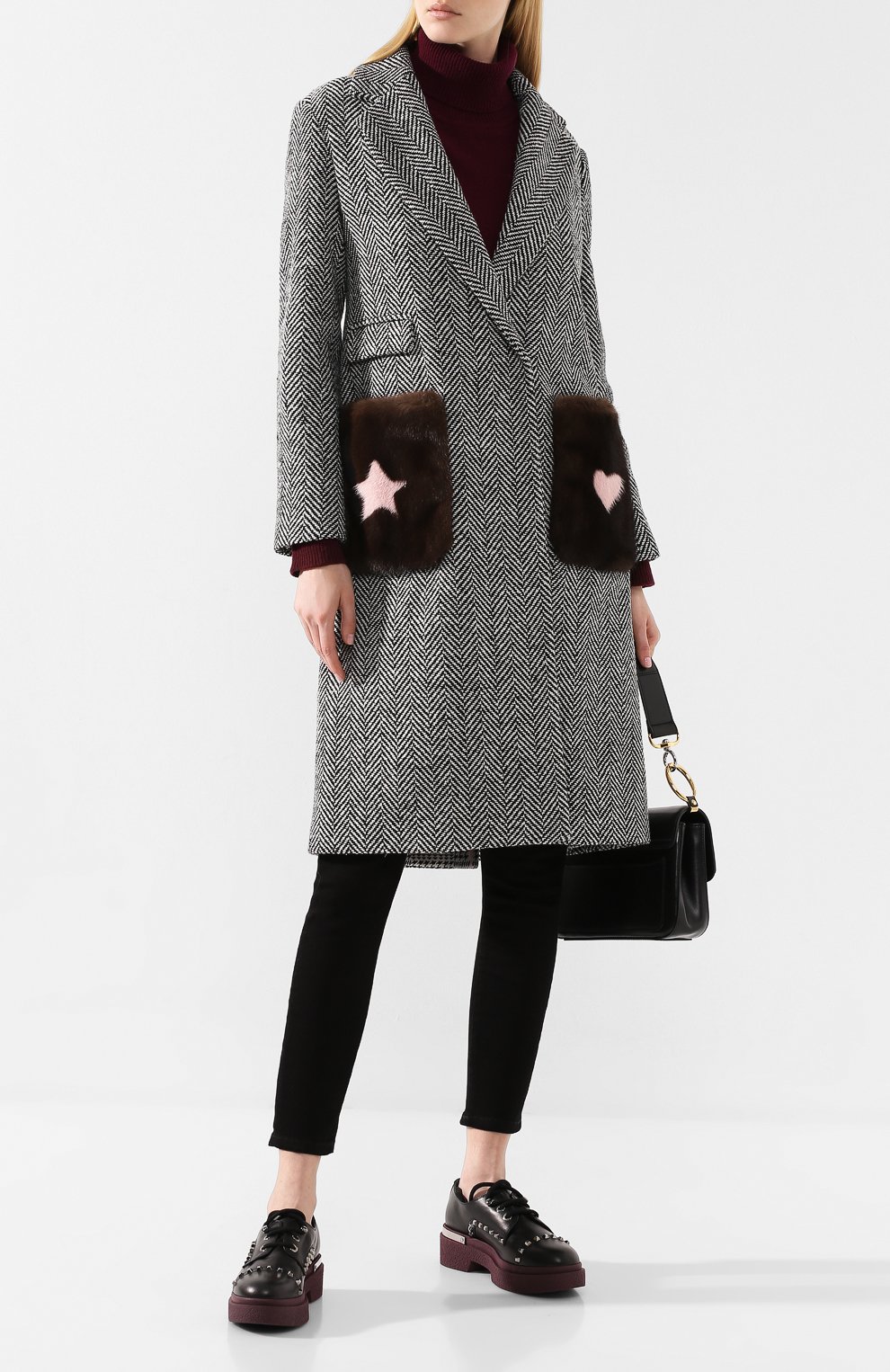 Пальто AVA ADORE черно-белого цвета по цене 115500 руб., арт. DIANA/19 AA FW19, фото 2 Пальто AVA ADORE, арт. DIANA/19 AA FW19, фото 2