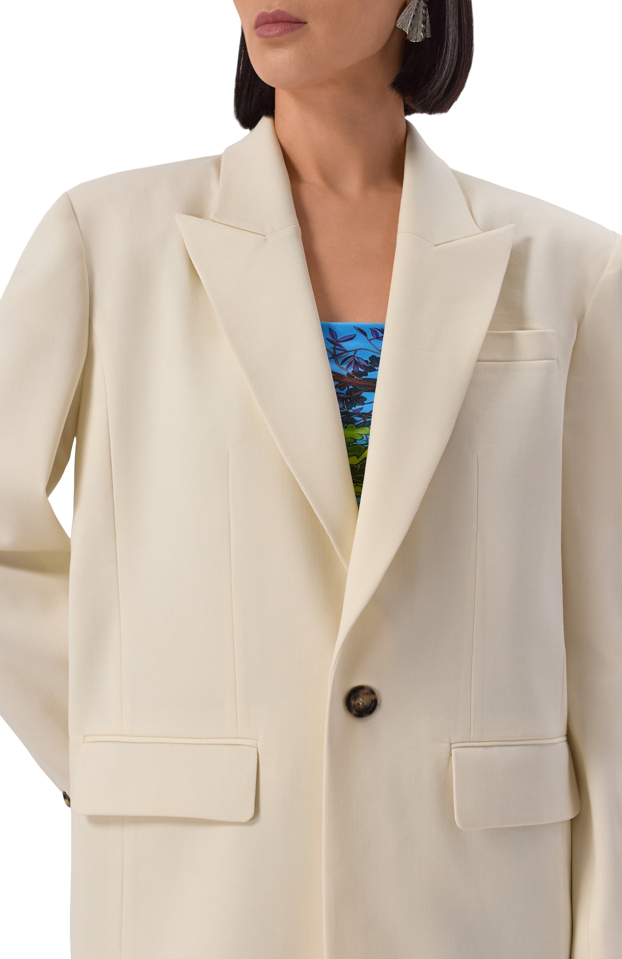 Шерстяной жакет LOUVE кремового цвета по цене 240000 руб., арт. 25-03-06-01-10-04-06, фото 5 Шерстяной жакет LOUVE, арт. 25-03-06-01-10-04-06, фото 5