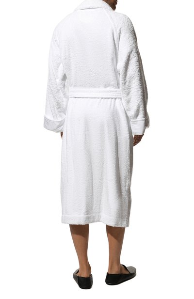 Халат unito FRETTE белого цвета по цене 36900 руб., арт. FR4645 D2060 G03X, фото 3 Халат unito FRETTE, арт. FR4645 D2060 G03X, фото 3