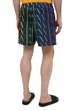 Мужские плавки-шорты VALENTINO разноцветного цвета, арт. VV3UH0286G0 | Фото 4 (Мужское Кросс-КТ: плавки-шорты; Принт: С принтом; Материал внешний: Синтетический материал; Региональные ограничения белый список (Axapta Mercury): RU; Нос: Не проставлено)
