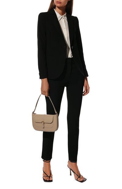 Брюки EMPORIO ARMANI черного цвета по цене 33150 руб., арт. 0NP08T/02013, фото 2 Брюки EMPORIO ARMANI, арт. 0NP08T/02013, фото 2