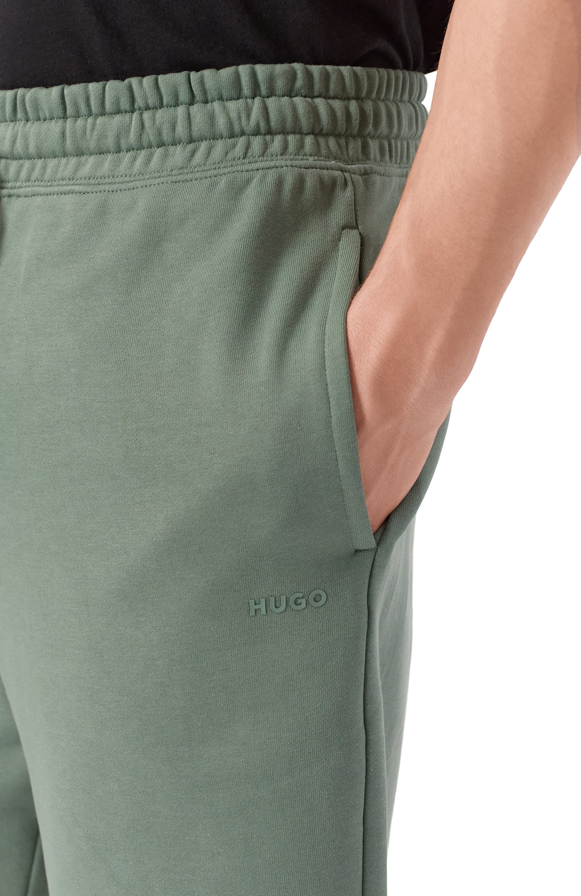 Хлопковые шорты HUGO зеленого цвета по цене 10950 руб., арт. 50530696, фото 5 Хлопковые шорты HUGO, арт. 50530696, фото 5