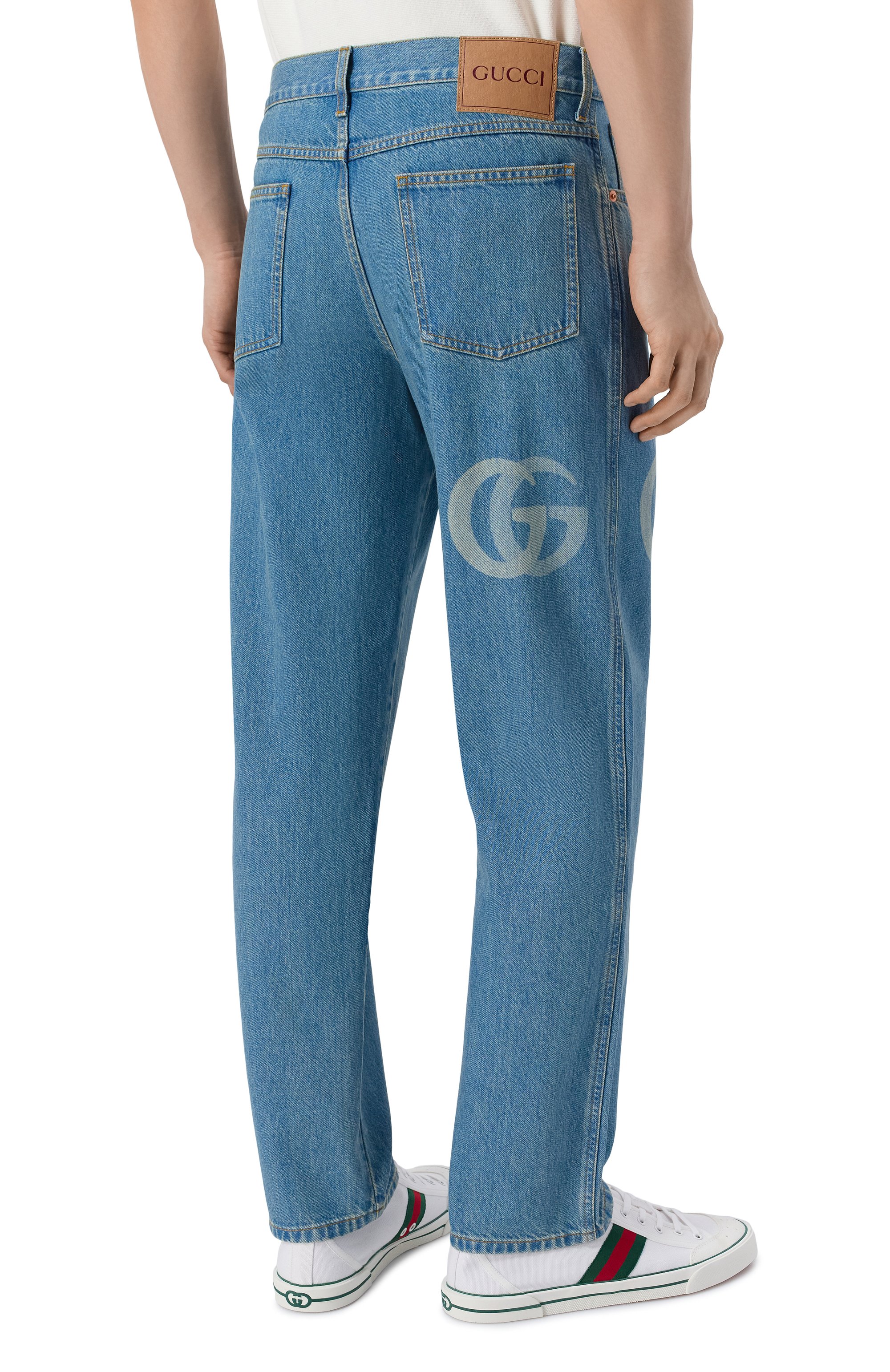 Джинсы GUCCI голубого цвета по цене 115500 руб., арт. 815642/XDC6W, фото 4 Джинсы GUCCI, арт. 815642/XDC6W, фото 4