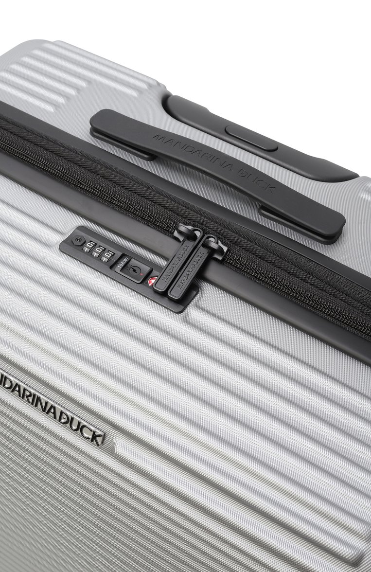Женский чемодан tank case large MANDARINA DUCK серебряного цвета, арт. FSV24-002 | Фото 2 (Материал: Пластик; Размер: large; Автоматизация состава: Проставлено; Автоматизация ТО: Проставлено)