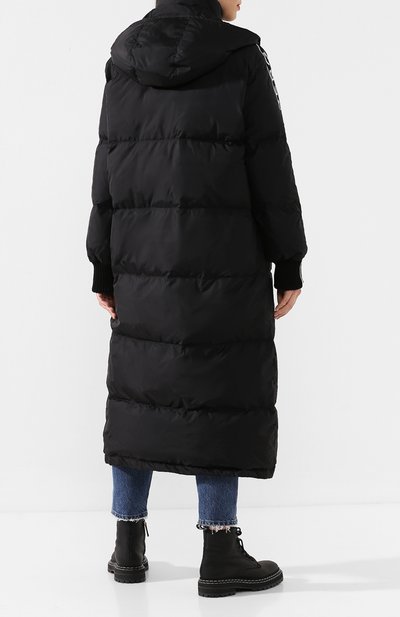 Пуховик ICEBERG черного цвета по цене 75800 руб., арт. 19I I2P0/J091/5050, фото 4 Пуховик ICEBERG, арт. 19I I2P0/J091/5050, фото 4