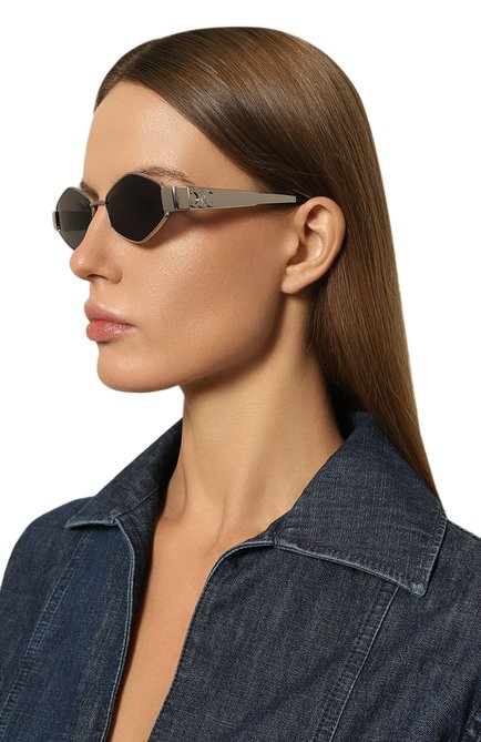 Женские солнцезащитные очки CELINE EYEWEAR черного цвета, арт. CL40254U 16A | Фото 2 (Нос: Не проставлено; Региональные ограничения белый список (Axapta Mercury): Не проставлено)