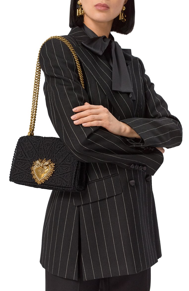 Женская сумка devotion medium DOLCE & GABBANA черного цвета, арт. BB7158/AW717 | Фото 2 (Материал: Текстиль; Размер: medium; Ремень/цепочка: На ремешке; Автоматизация состава: Проставлено; Автоматизация ТО: Проставлено)