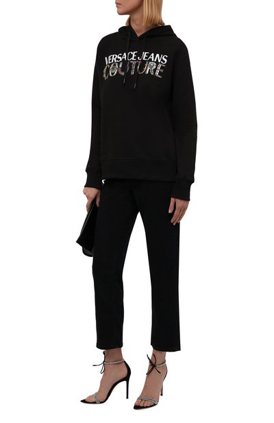 Джинсы VERSACE JEANS COUTURE темно-синего цвета по цене 21950 руб., арт. 71HABCT0-71DP515 C AUDREY D STR BLUE BLK/CDW06, фото 2 Джинсы VERSACE JEANS COUTURE, арт. 71HABCT0-71DP515 C AUDREY D STR BLUE BLK/CDW06, фото 2
