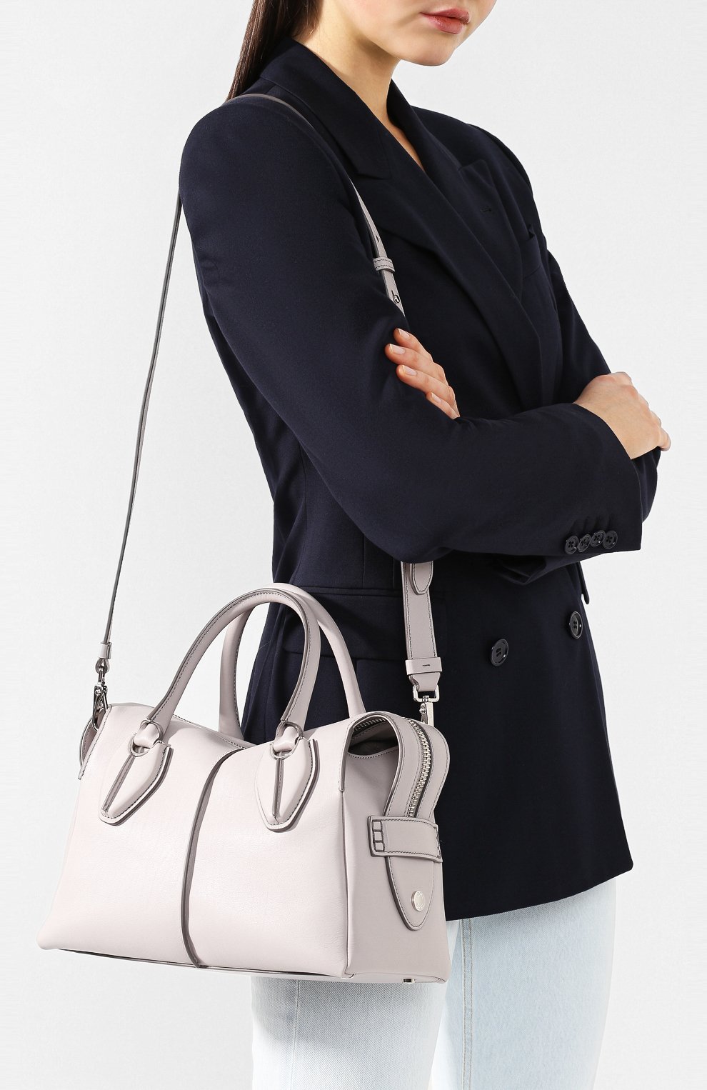 Сумка d-styling TOD’S светло-серого цвета по цене 185000 руб., арт. XBWANYH0200XPA, фото 5 Сумка d-styling TOD’S, арт. XBWANYH0200XPA, фото 5