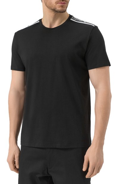 Хлопковая футболка EMPORIO ARMANI черного цвета по цене 9505 руб., арт. EM000574/AF12333, фото 3 Хлопковая футболка EMPORIO ARMANI, арт. EM000574/AF12333, фото 3