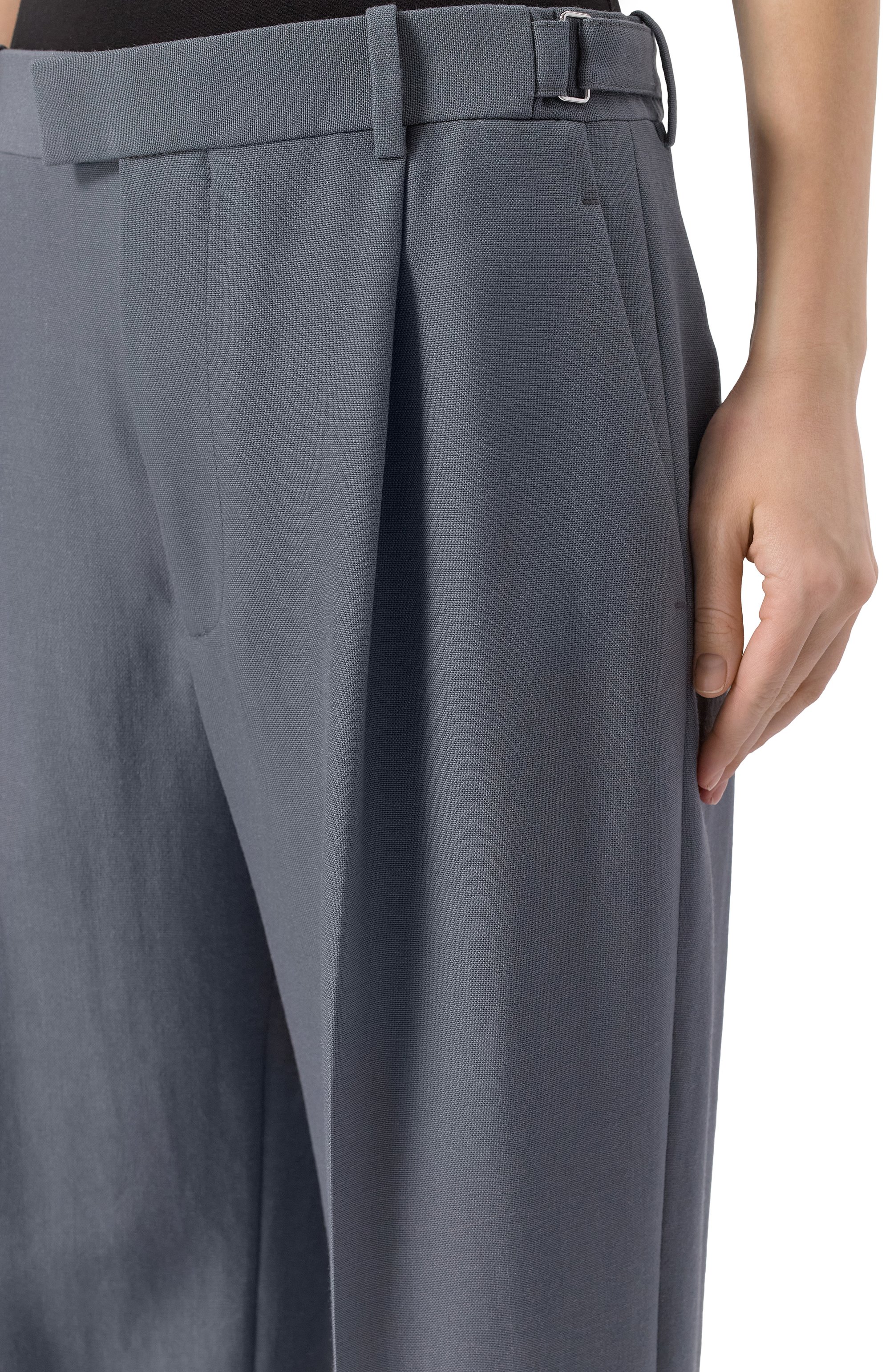 Шерстяные брюки BOTTEGA VENETA серого цвета по цене 163000 руб., арт. 812168/V4XY0, фото 5 Шерстяные брюки BOTTEGA VENETA, арт. 812168/V4XY0, фото 5