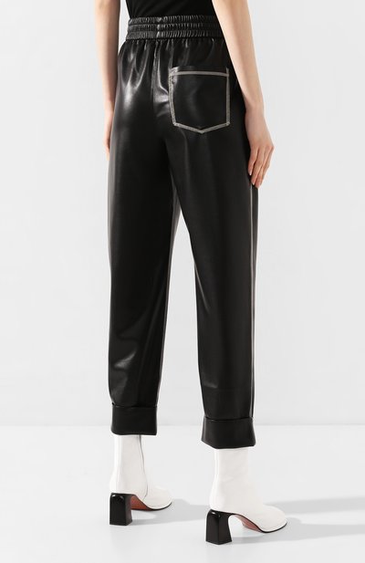 Брюки с отворотами NANUSHKA черного цвета по цене 45500 руб., арт. SELAH_BLACK_VEGAN LEATHER, фото 4 Брюки с отворотами NANUSHKA, арт. SELAH_BLACK_VEGAN LEATHER, фото 4