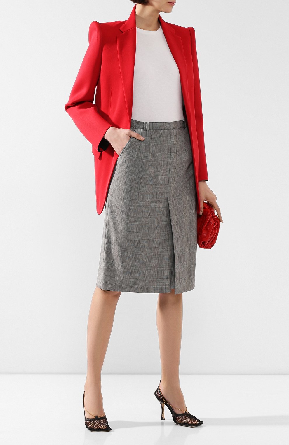 Шерстяные шорты VETEMENTS серого цвета по цене 89950 руб., арт. SS20SK223 1201/W/GREY CHECK, фото 2 Шерстяные шорты VETEMENTS, арт. SS20SK223 1201/W/GREY CHECK, фото 2