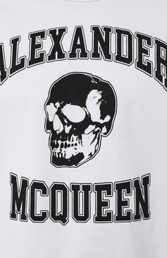 Мужская хлопковая футболка ALEXANDER MCQUEEN белого цвета, арт. 759442 | Фото 5 (Рукава: Короткие; Стили: Панк; Длина (для топов): Стандартные; Принт: С принтом; Материал сплава: Проставлено; Материал внешний: Хлопок; Драгоценные камни: Проставлено)