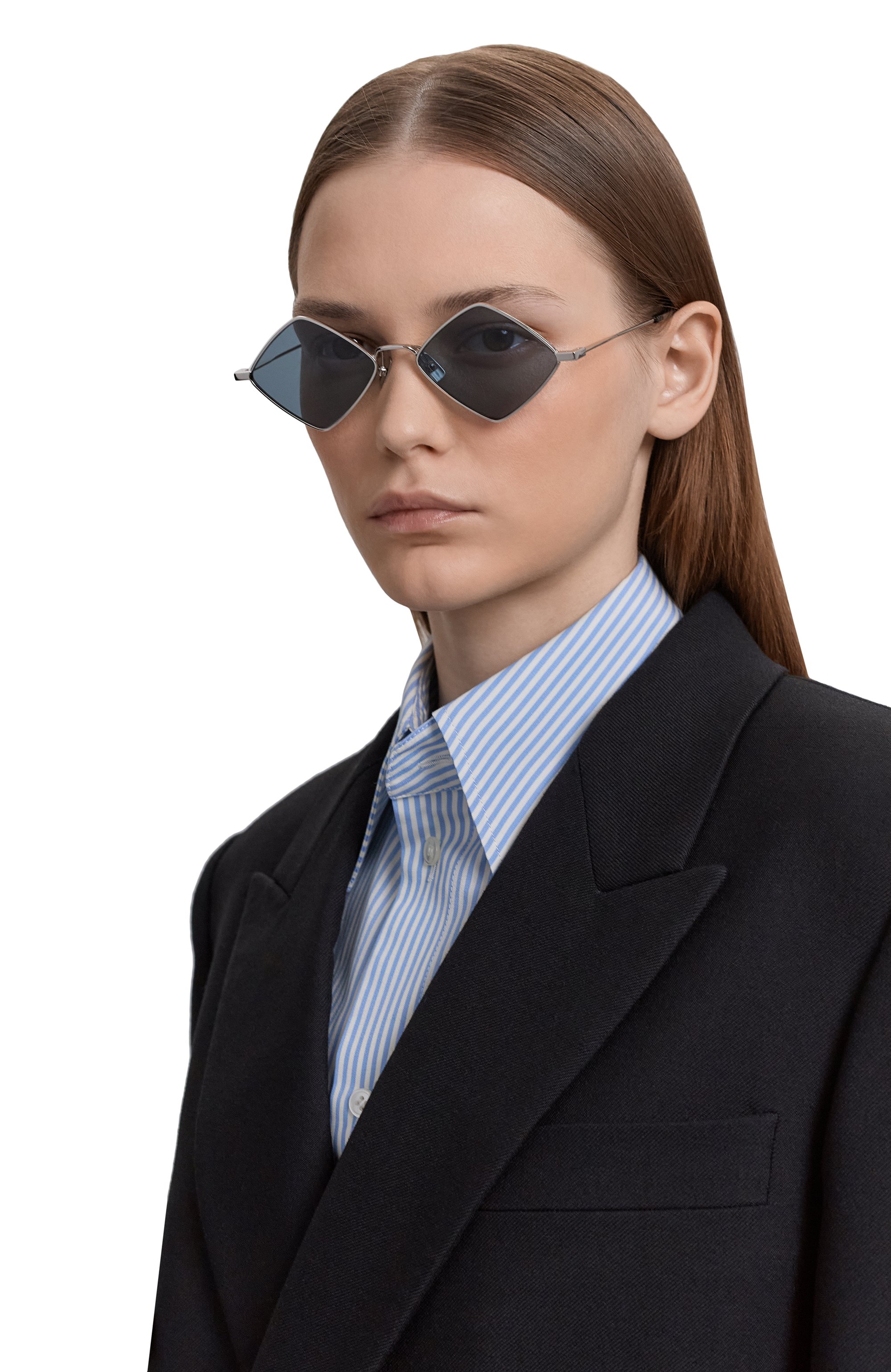 Солнцезащитные очки SAINT LAURENT серого цвета по цене 57150 руб., арт. SL 302 LISA-012, фото 2 Солнцезащитные очки SAINT LAURENT, арт. SL 302 LISA-012, фото 2