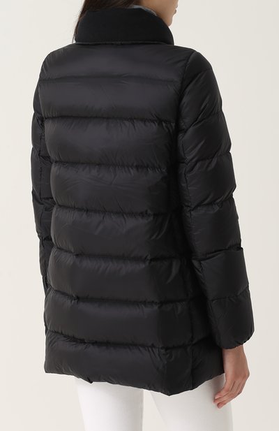 Пуховая куртка на молнии MONCLER черного цвета по цене 114000 руб., арт. C2-093-46833-45-53048, фото 4 Пуховая куртка на молнии MONCLER, арт. C2-093-46833-45-53048, фото 4