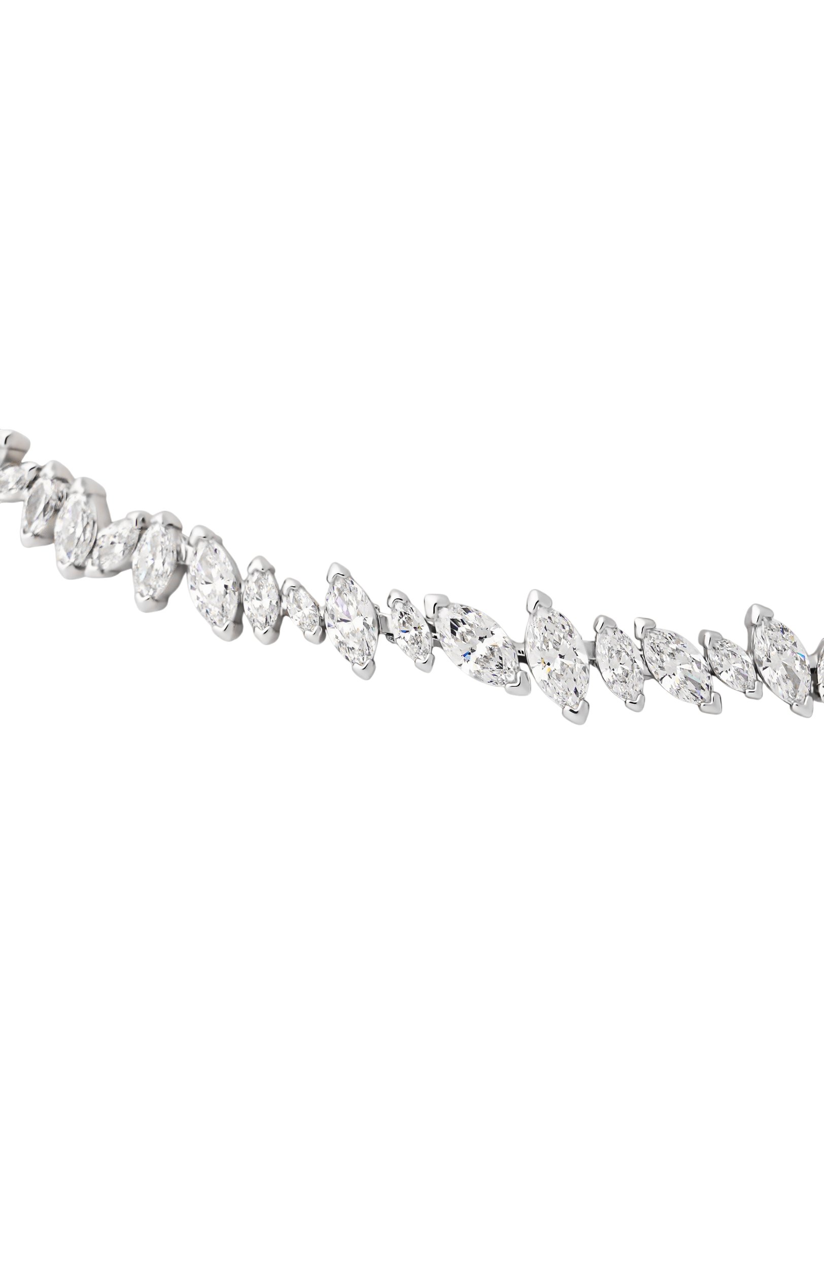 Колье mesmera SWAROVSKI серебряного цвета по цене 35400 руб., арт. 5755905, фото 3 Колье mesmera SWAROVSKI, арт. 5755905, фото 3