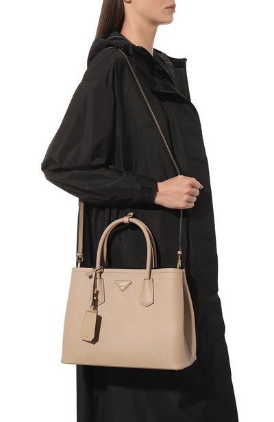 Сумка PRADA бежевого цвета по цене 365000 руб., арт. 1BG775-2A4A-F0LL5-OOO, фото 2 Сумка PRADA, арт. 1BG775-2A4A-F0LL5-OOO, фото 2