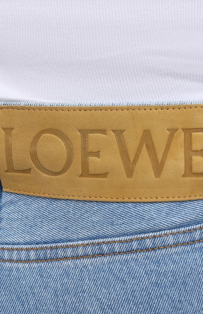 Джинсы LOEWE голубого цвета по цене 45150 руб., арт. S359331XCN, фото 5 Джинсы LOEWE, арт. S359331XCN, фото 5