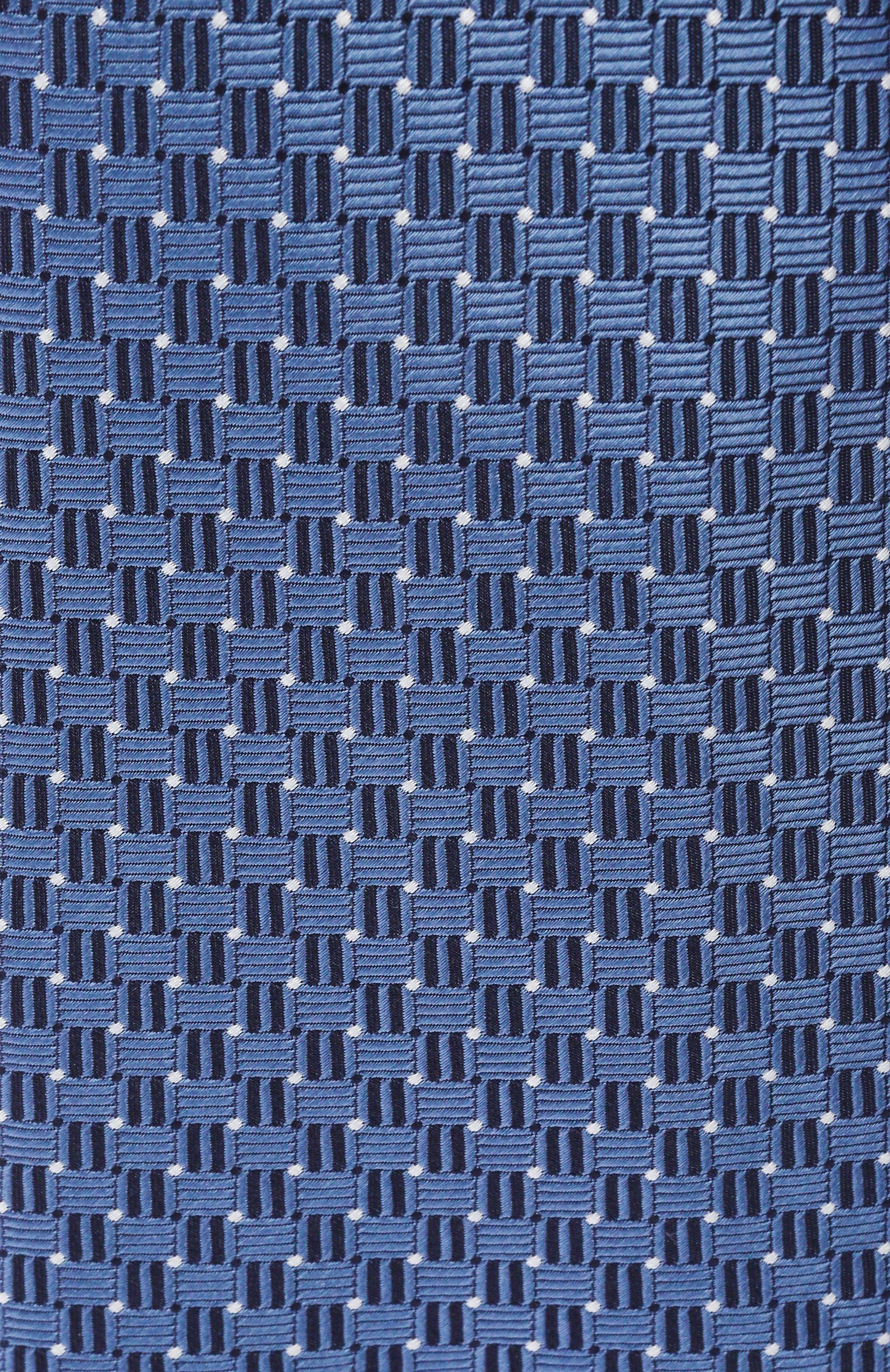 Шелковый галстук CANALI голубого цвета по цене 21450 руб., арт. 18/HJ04531, фото 4 Шелковый галстук CANALI, арт. 18/HJ04531, фото 4