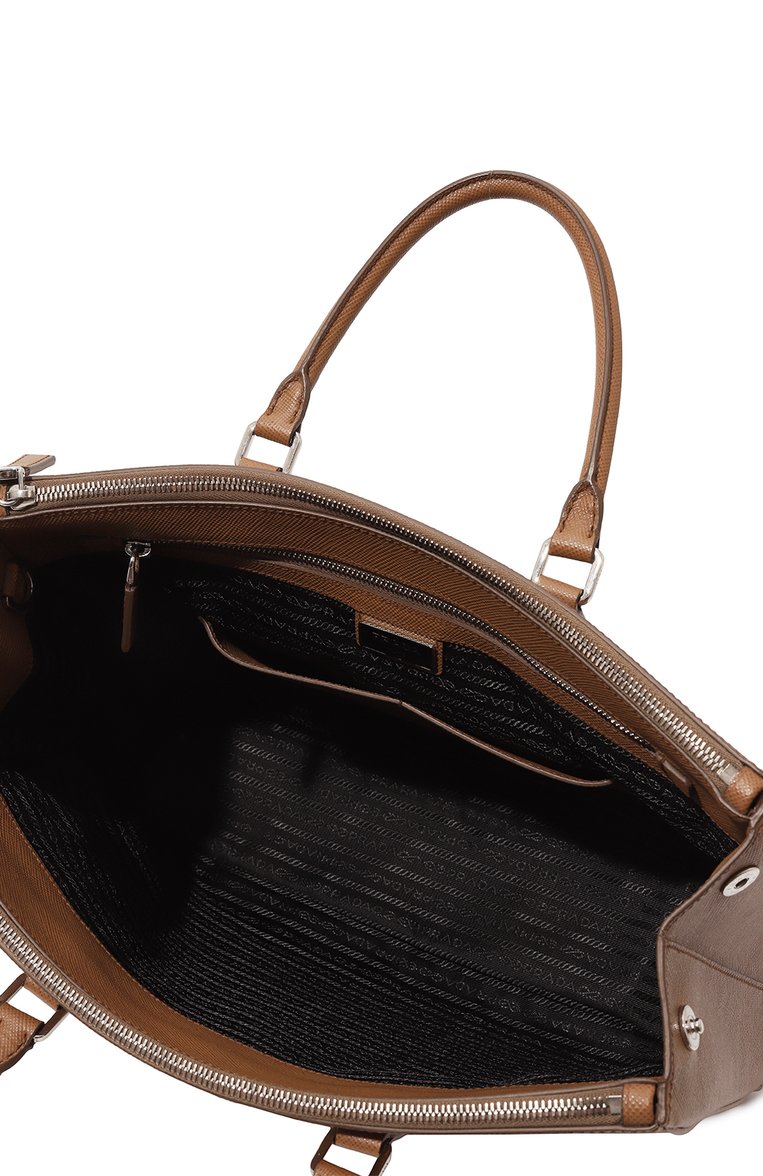 Мужская кожаная сумка-тоут PRADA коричневого цвета, арт. 2VG061-2FAD-F0401-OOF | Фото 5 (Размер: large; Ремень/цепочка: На ремешке; Материал сплава: Проставлено; Драгоценные камни: Проставлено; Материал: Натуральная кожа)