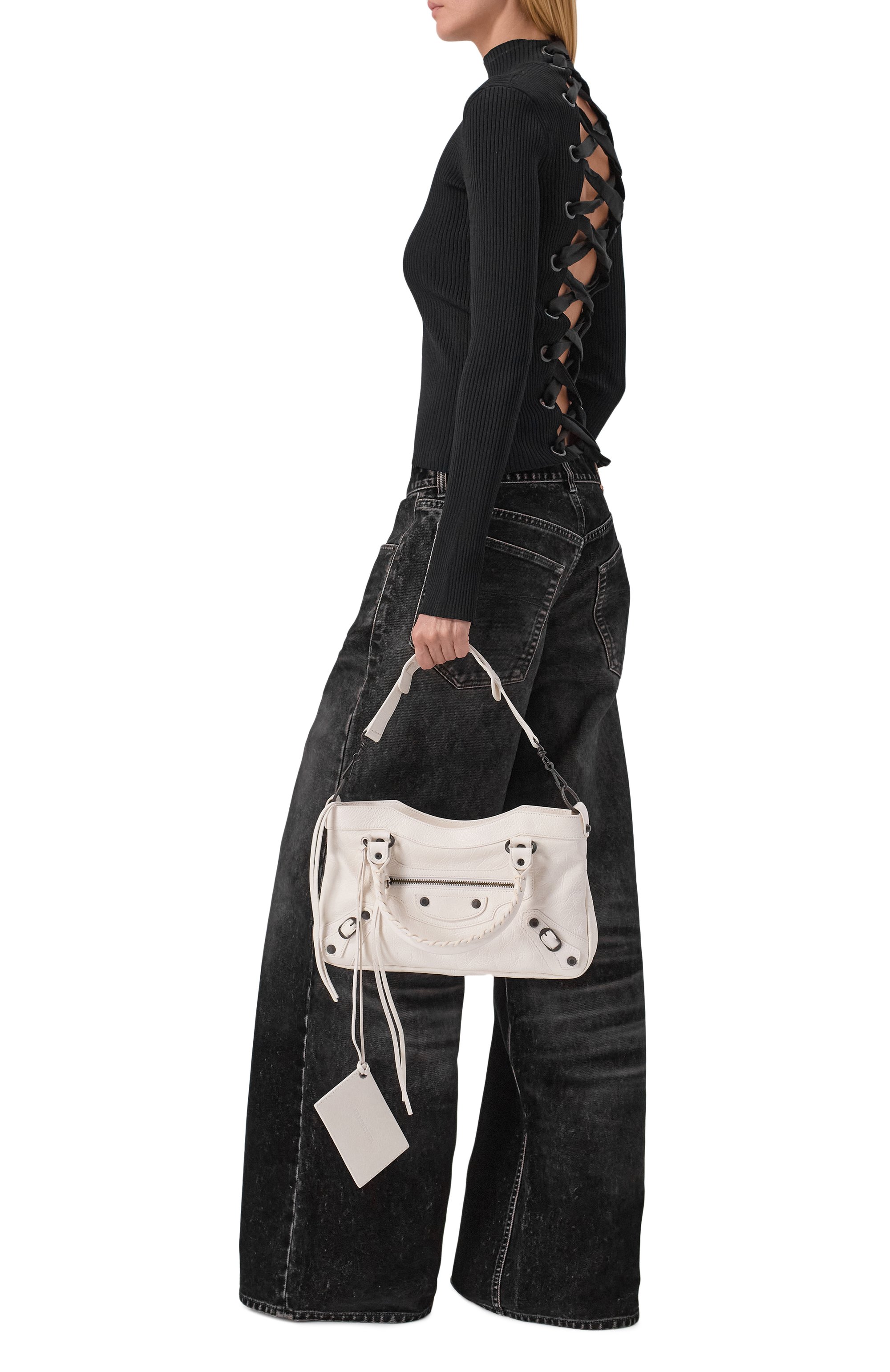 Сумка le city first BALENCIAGA белого цвета по цене 316000 руб., арт. 841458/2AB4W, фото 7 Сумка le city first BALENCIAGA, арт. 841458/2AB4W, фото 7