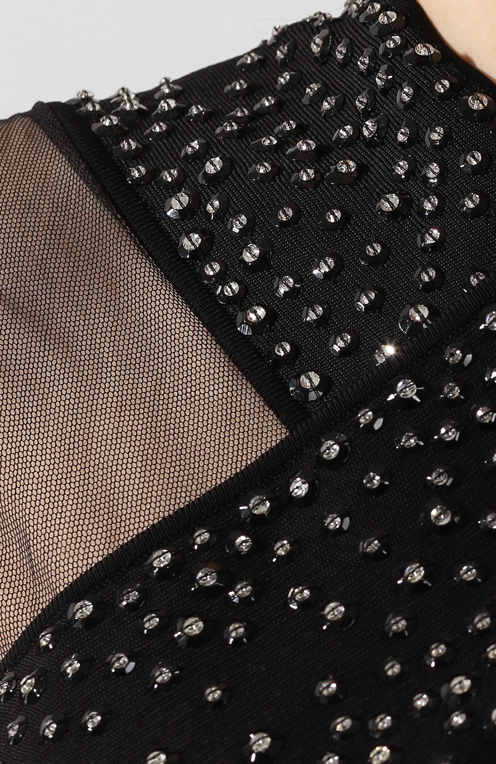 Платье из вискозы GIVENCHY черного цвета по цене 242000 руб., арт. BW20UF4Z6V, фото 5 Платье из вискозы GIVENCHY, арт. BW20UF4Z6V, фото 5