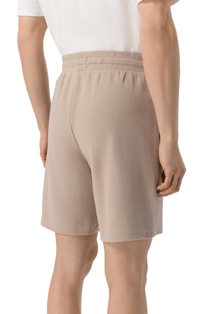 Хлопковые шорты EMPORIO ARMANI бежевого цвета по цене 13400 руб., арт. EM000495/AF19053, фото 4 Хлопковые шорты EMPORIO ARMANI, арт. EM000495/AF19053, фото 4
