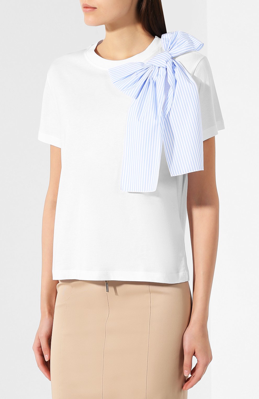 Хлопковая футболка REDVALENTINO белого цвета по цене 17700 руб., арт. RR0MG01V/KUX, фото 3 Хлопковая футболка REDVALENTINO, арт. RR0MG01V/KUX, фото 3