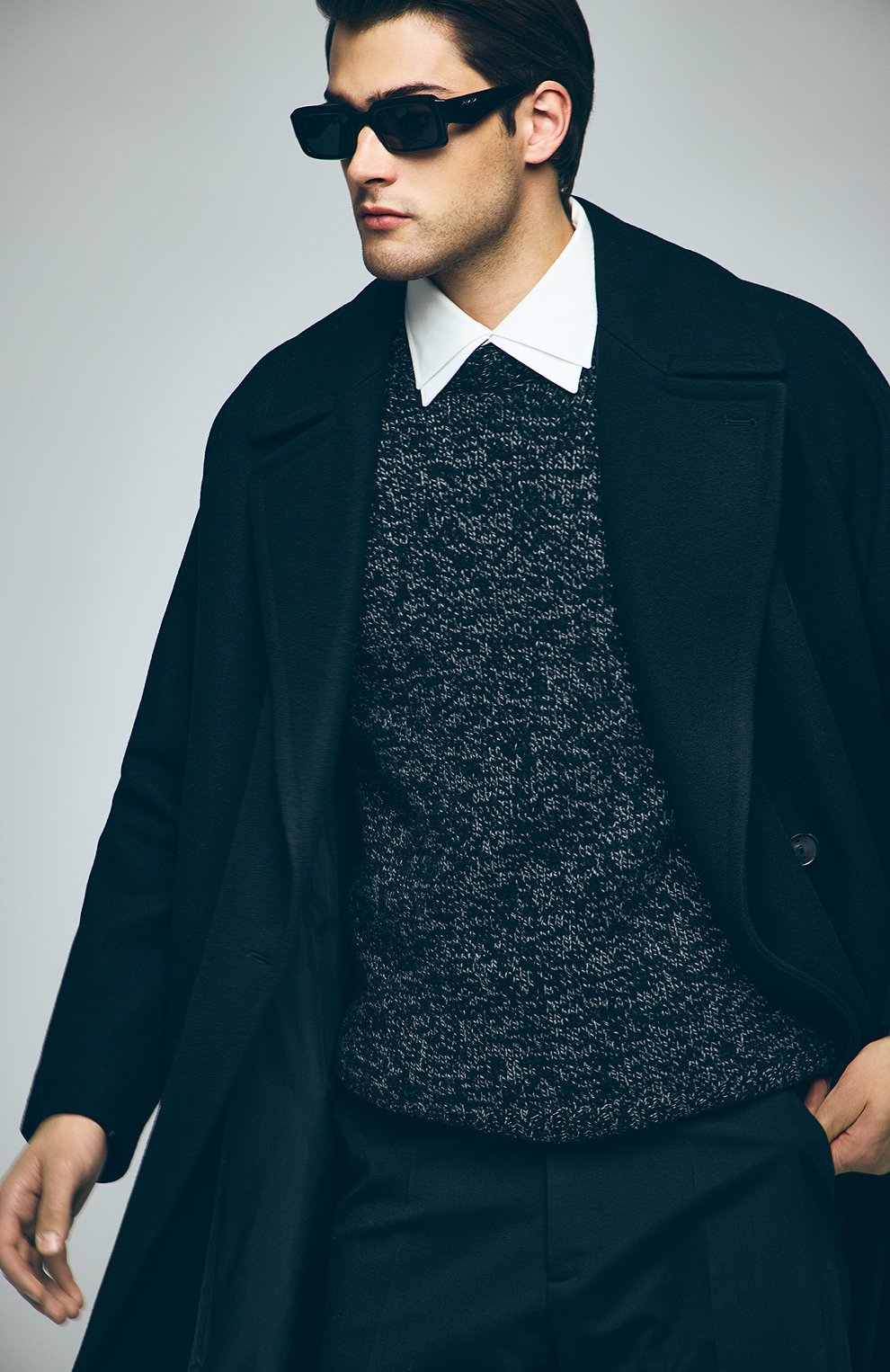 Солнцезащитные очки PRADA черного цвета по цене 59950 руб., арт. 27ZS-16K08Z, фото 8 Солнцезащитные очки PRADA, арт. 27ZS-16K08Z, фото 8