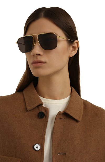 Солнцезащитные очки BOTTEGA VENETA золотого цвета по цене 42350 руб., арт. BV1149S 007, фото 2 Солнцезащитные очки BOTTEGA VENETA, арт. BV1149S 007, фото 2