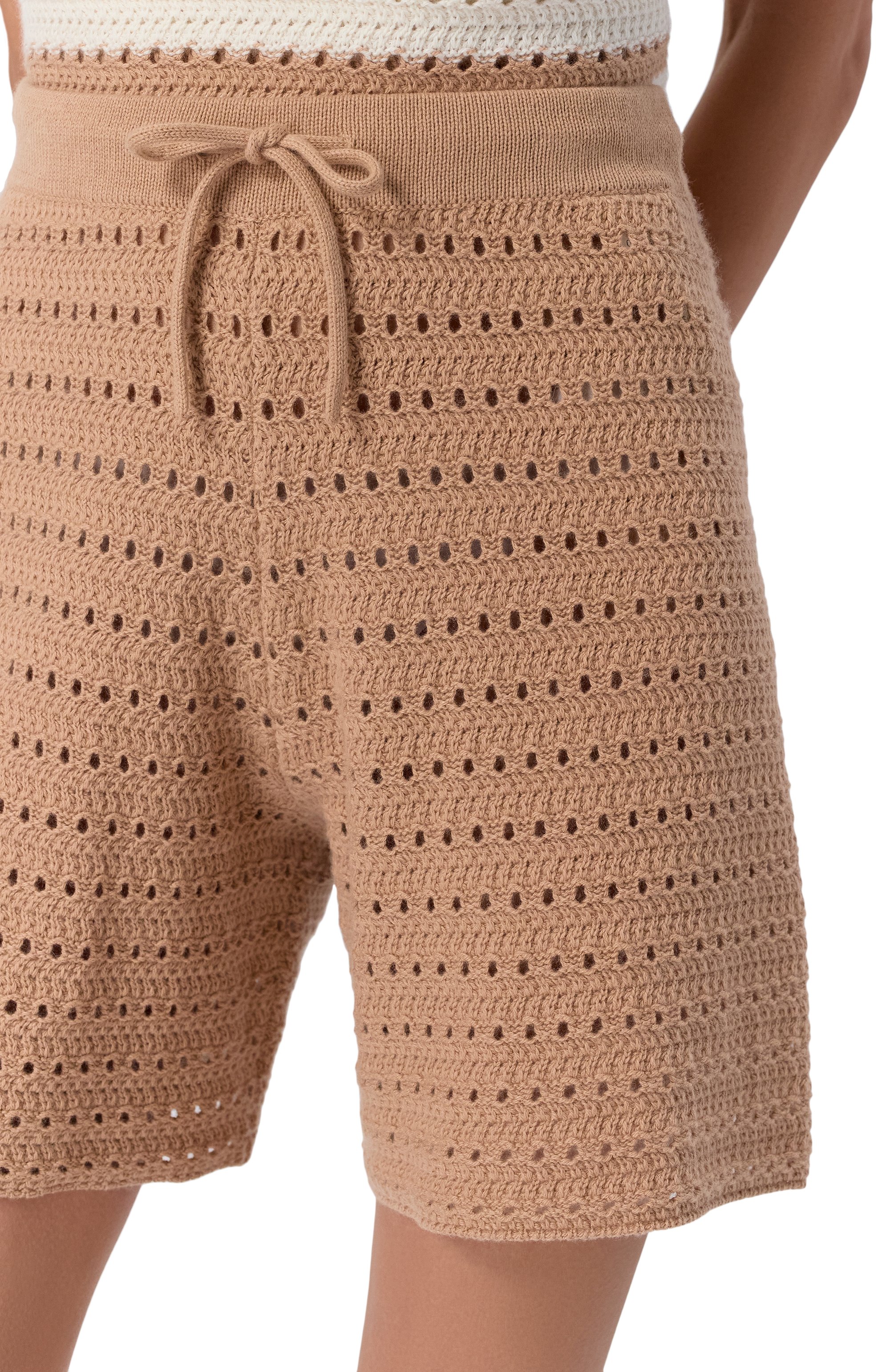 Шорты из хлопка и кашемира FTC бежевого цвета по цене 29350 руб., арт. 09903-0420, фото 5 Шорты из хлопка и кашемира FTC, арт. 09903-0420, фото 5