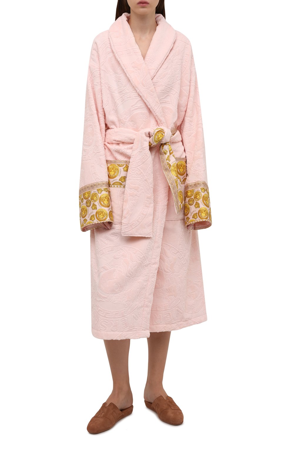 Хлопковый халат VERSACE светло-розового цвета по цене 99950 руб., арт. ZACJ00008/ZC0SP132, фото 2 Хлопковый халат VERSACE, арт. ZACJ00008/ZC0SP132, фото 2