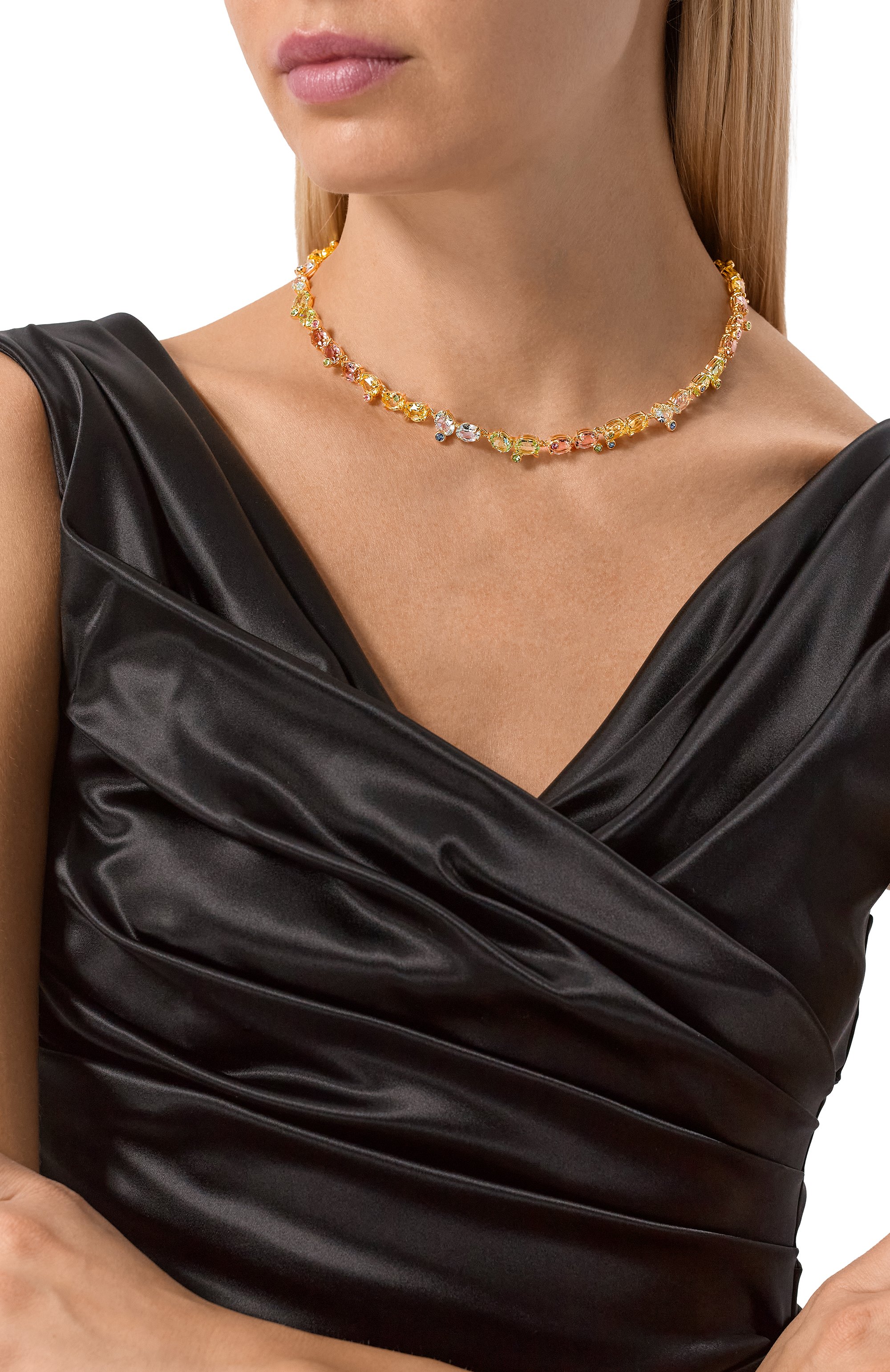 Колье gema tennis SWAROVSKI разноцветного цвета по цене 69300 руб., арт. 5714836, фото 2 Колье gema tennis SWAROVSKI, арт. 5714836, фото 2