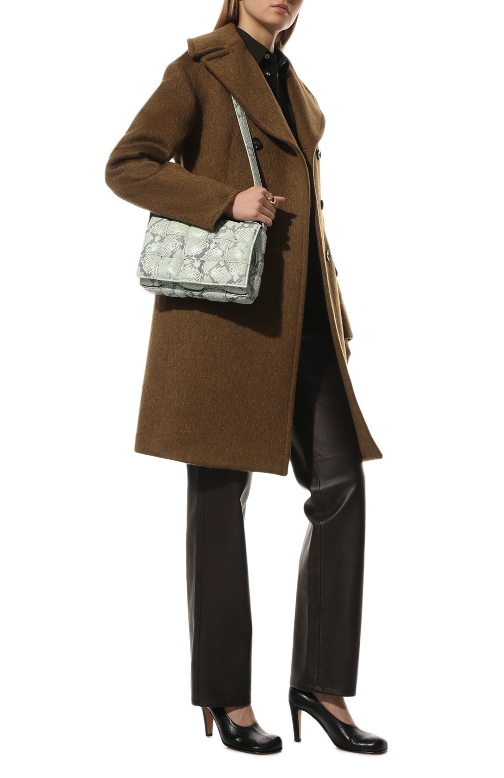 Сумка padded cassette BOTTEGA VENETA мятного цвета по цене 262000 руб., арт. 591970/V10S1, фото 3 Сумка padded cassette BOTTEGA VENETA, арт. 591970/V10S1, фото 3