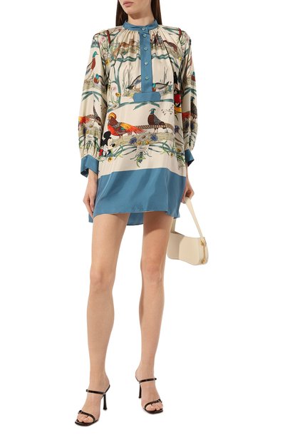 Шелковое платье disney x gucci GUCCI голубого цвета по цене 345600 руб., арт. 609772 ZADFQ, фото 2 Шелковое платье disney x gucci GUCCI, арт. 609772 ZADFQ, фото 2