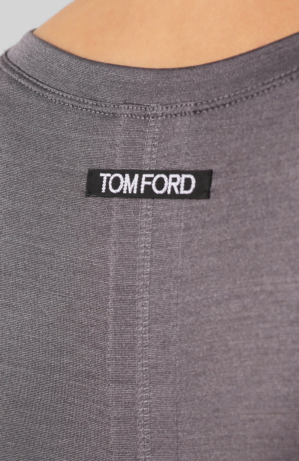 Лонгслив из смеси шелка и шерсти TOM FORD коричневого цвета по цене 106000 руб., арт. TSJ242-FAX544, фото 5 Лонгслив из смеси шелка и шерсти TOM FORD, арт. TSJ242-FAX544, фото 5