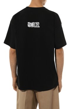 Мужская хлопковая футболка DOMREBEL черного цвета, арт. M CALL U/TSHIRT | Фото 4 (Рукава: Короткие; Длина (для топов): Стандартные; Материал внешний: Хлопок; Принт: С принтом; Стили: Гранж; Мужское Кросс-КТ: Футболка-одежда; Кросс-КТ: Джерси)